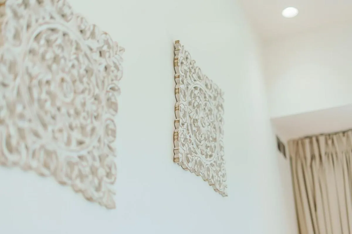 Lovely Studio Apartment In Me Do Re Jlt Dubai