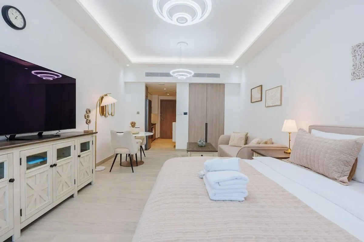 Lovely Studio Apartment In Me Do Re Jlt Dubai